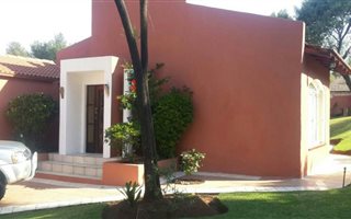 4 Bedroom House in Glenvista