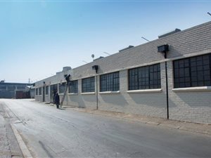 1503 m² Industrial space in Lenasia