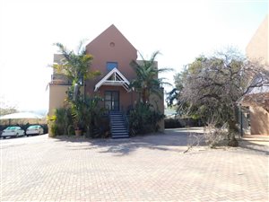 330 m² Office Space in Ferndale