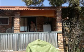 2 Bedroom House in Hennops River