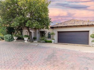 4 Bed House in Dainfern Golf Estate