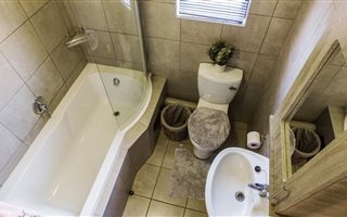 2 Bedroom Apartment in Die Wilgers