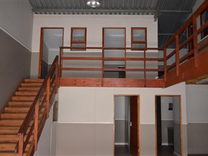 164 m² Industrial space in George Industria