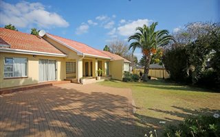 4 Bedroom House in Isandovale