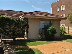 6 Bed House in Vanderbijlpark CW1