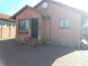 2 Bed House in Tlhabane