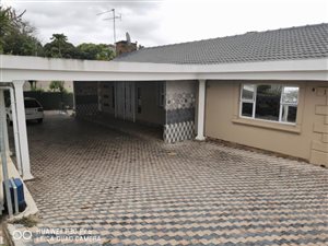 9 Bed House in Ashley