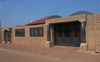 3 Bedroom House in Ikageng