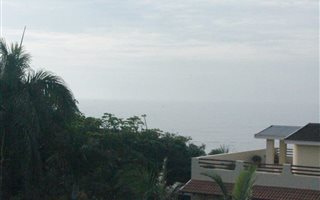 6 Bedroom House in Blythedale Beach