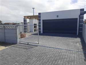 3 Bed House in Eersterivier