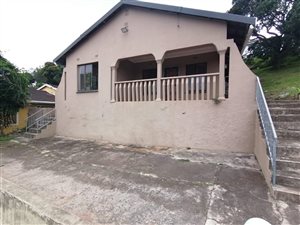 3 Bed House in Umhlatuzana