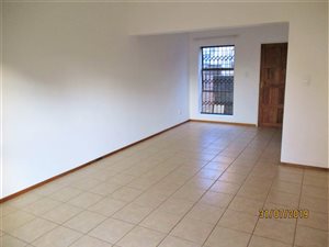 2 Bed Apartment in Noordheuwel