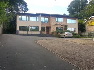 340 m² Commercial space in Kloof