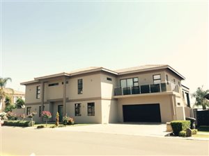 5 Bed House in Bushwillow Park Estate