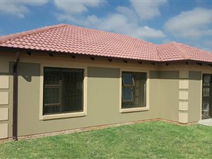 3 Bed House in Nigel Central