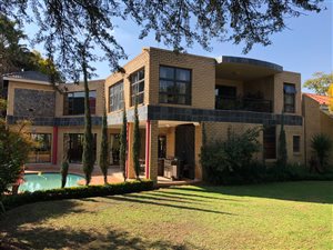 4 Bed House in Highveld