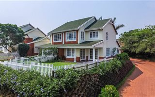 3 Bedroom Duplex in Mt Edgecombe Estate 1 & 2