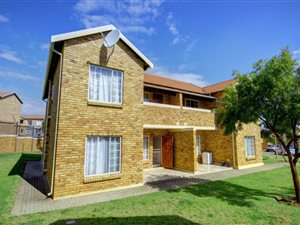 2 Bed Apartment in Honey Park