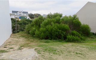 155 m² Land available in Pienaarstrand