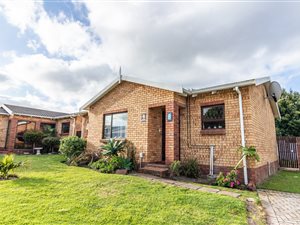2 Bed House in Broadwood