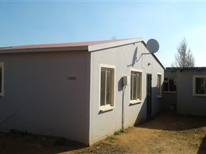 3 Bed House in Protea Glen
