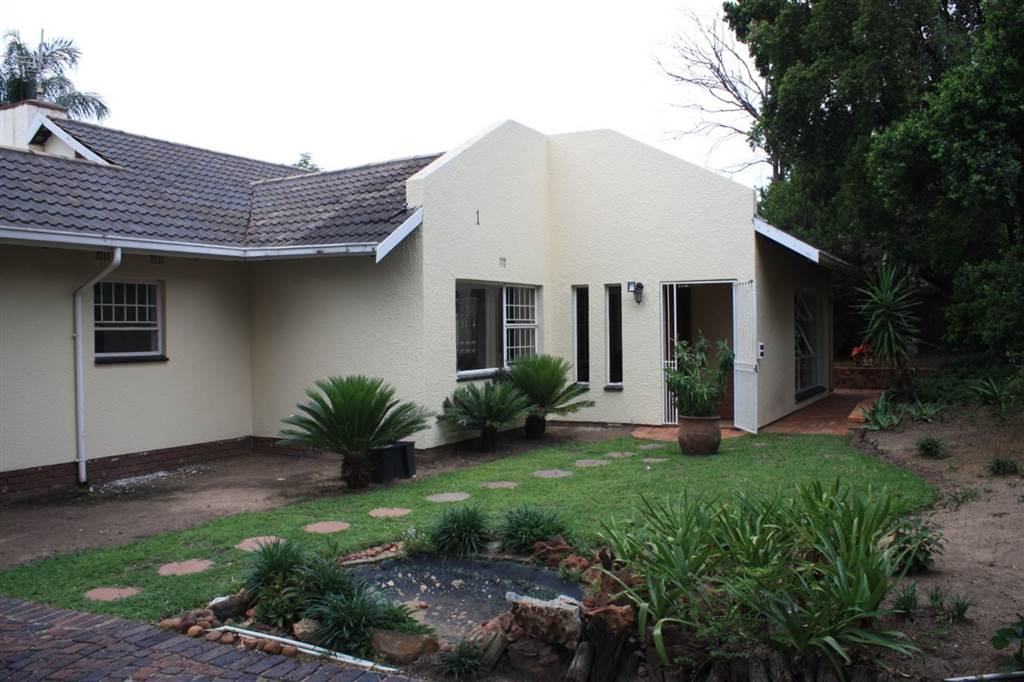 3 Bed House To Rent In Johannesburg North Rr2537398 Private