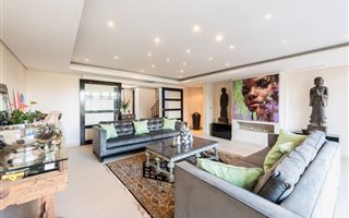 4 Bedroom House in Pearl Valley