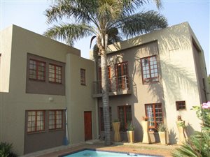 4 Bed House in Sonneveld