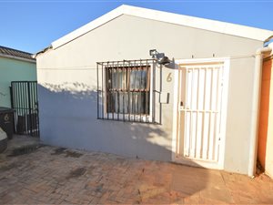 2 Bed House in Phoenix