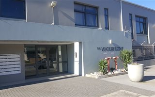 2 Bedroom Apartment in Humewood