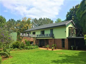 4 Bed House in Clarendon