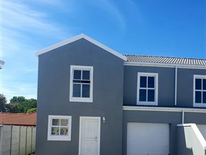3 Bed Townhouse in Hazendal