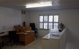 400 m² Industrial space in Brackenfell Industrial