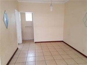2 Bed Apartment in Port Elizabeth Central