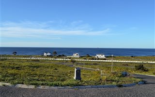 758 m² Land available in Da Gama Bay