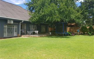4 Bedroom House in Elandia