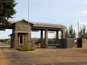 2 ha Land available in De Deur