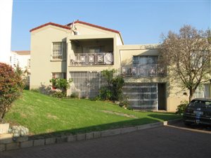 2 Bed Townhouse in Rembrandt Park