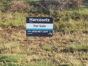 400 m² Land available in The Orchards