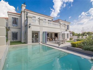 5 Bed House in Dainfern