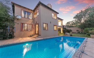 4 Bedroom House in Lonehill