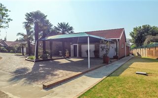 3 Bedroom Simplex in Primrose