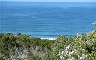 3500 m² Land available in Moquini Coastal Estate