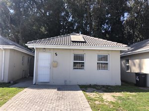 3 Bed House in Kuilsriver