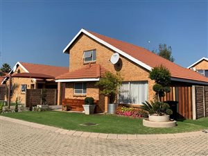 3 Bed Cluster in Bonaero Park