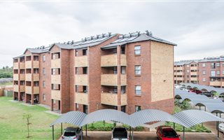 2 Bedroom Apartment in Montana Gardens