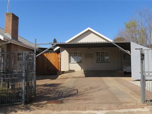 4 Bed House in Greenhills