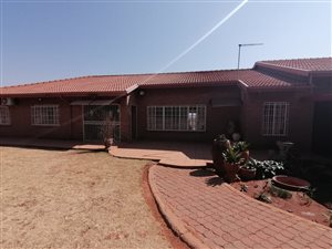 2.5 ha Farm in Randridge