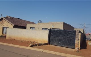 2 Bedroom House in Orange Farm