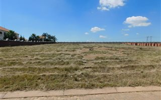 8567 m² Land available in Mooikloof Heights